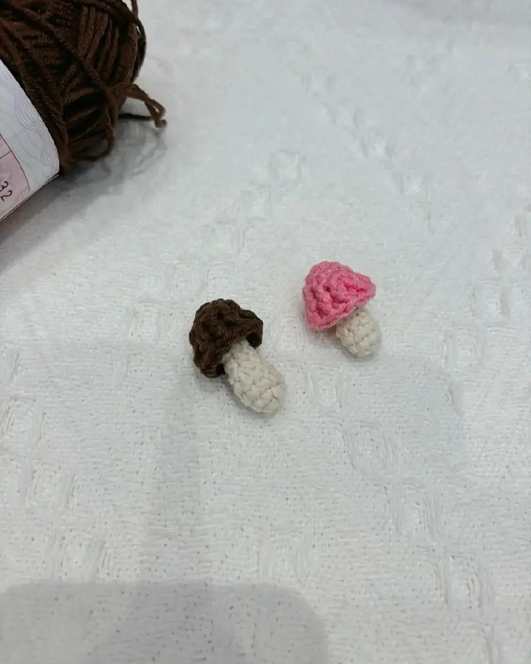 Chart Móc Len Cây Nấm Nhỏ Màu Hồng Và Nâu - Hướng Dẫn Chi Tiết Từng Hàng