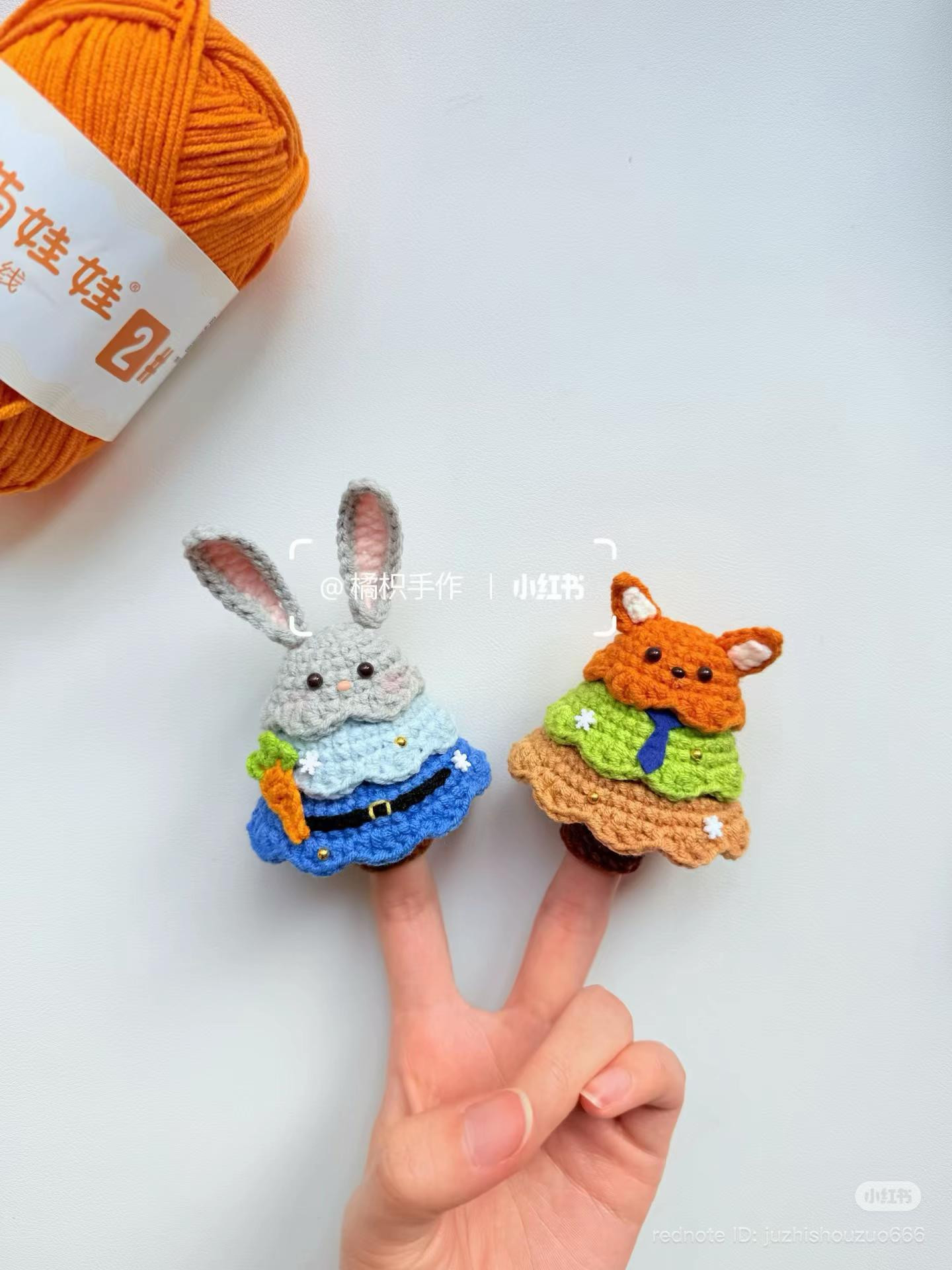 Chart móc len Cây Thông Nick & Judy Zootopia - Búp bê ngón tay