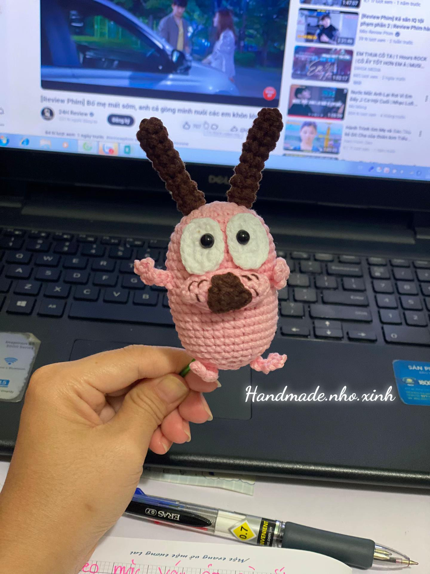 Chart móc len chó nhút nhát màu hồng dễ thương