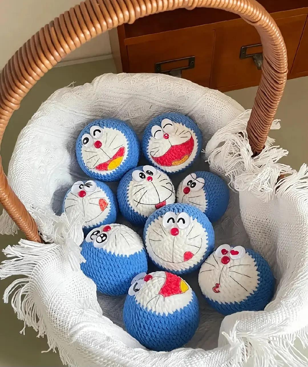 Chart Móc Len Đầu Doraemon Màu Xanh