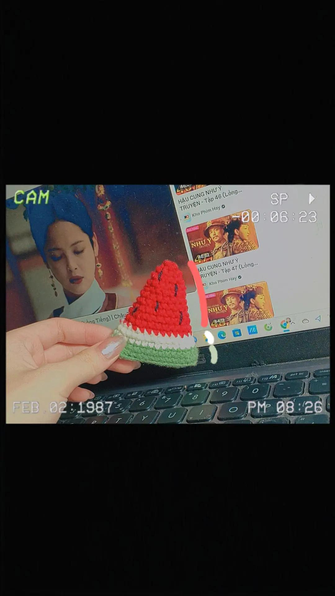 Chart móc len dưa hấu nhỏ màu đỏ xanh