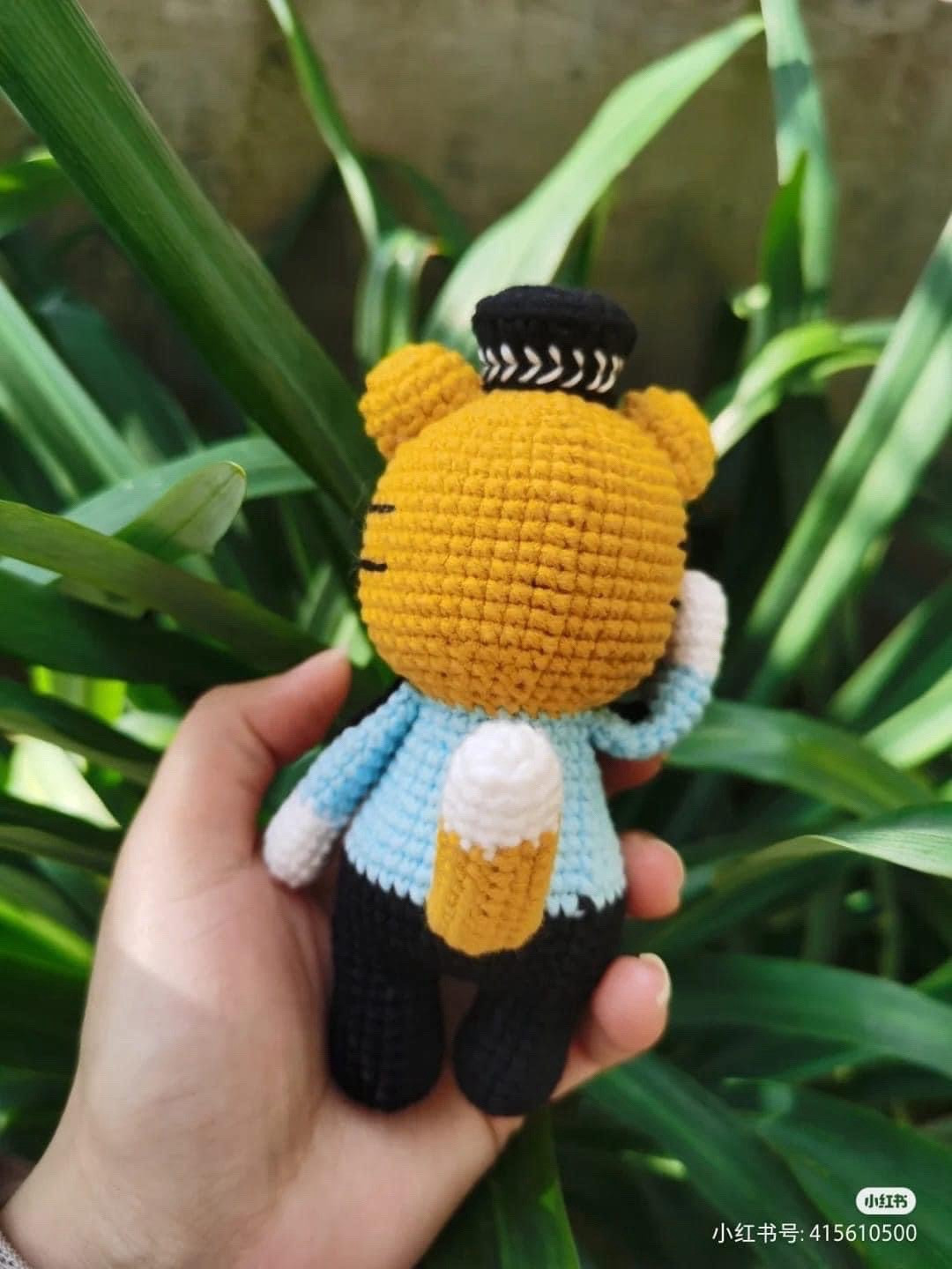 Chart móc len gấu đội quân và hổ cảnh sát dễ thương