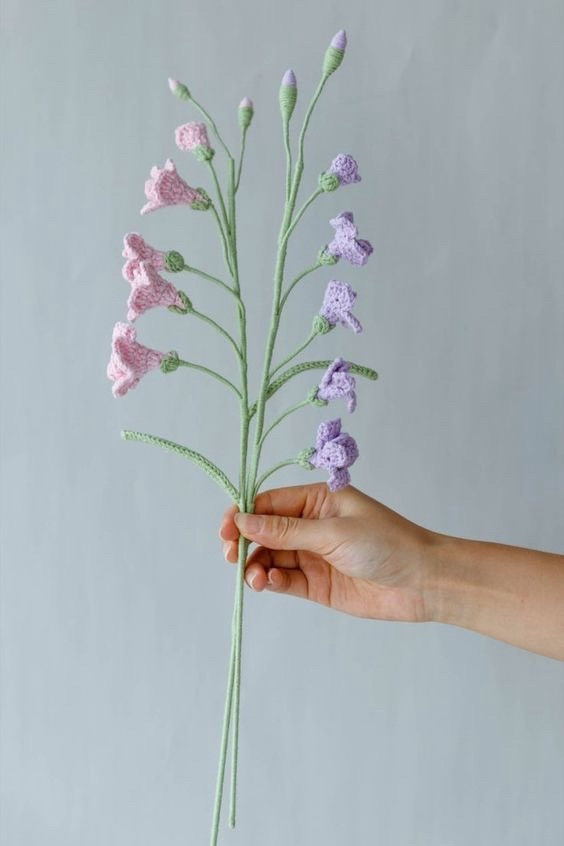 Chart móc len hoa Freesia - Hướng dẫn chi tiết cách làm cành hoa