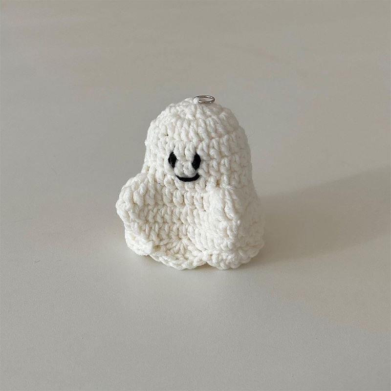 Chart móc len hồn ma trắng dễ thương