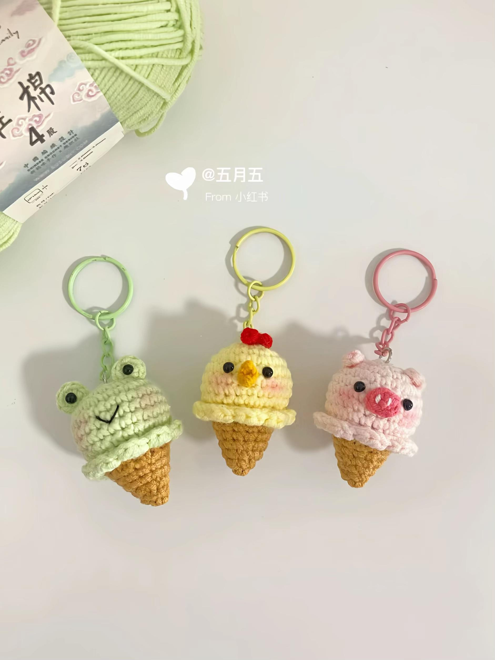 Chart móc len kem ốc quế hình con vật dễ thương: ếch, gà và lợn