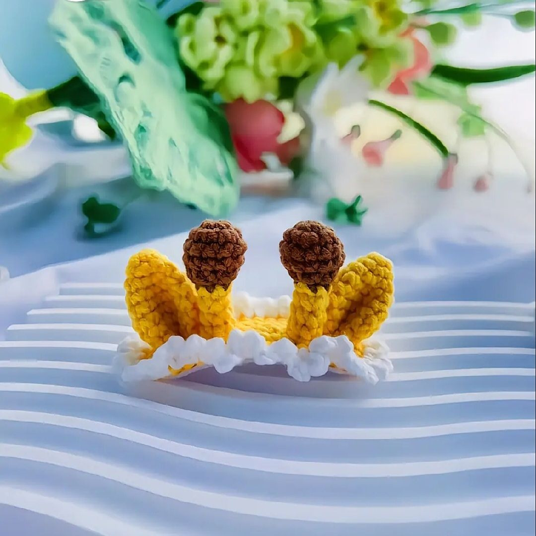 Chart Móc Len Kẹp Tóc Sừng Hươu Cao Cổ Màu Vàng Nâu