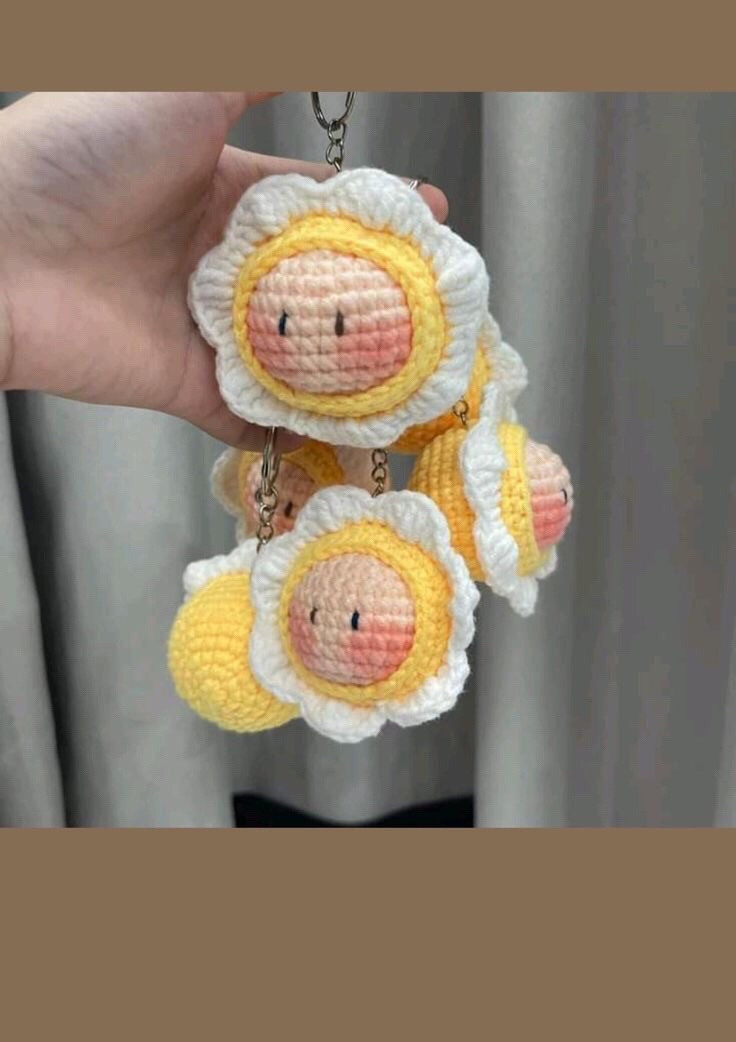 Chart Móc Len Mặt Trứng Chiên Dễ Thương