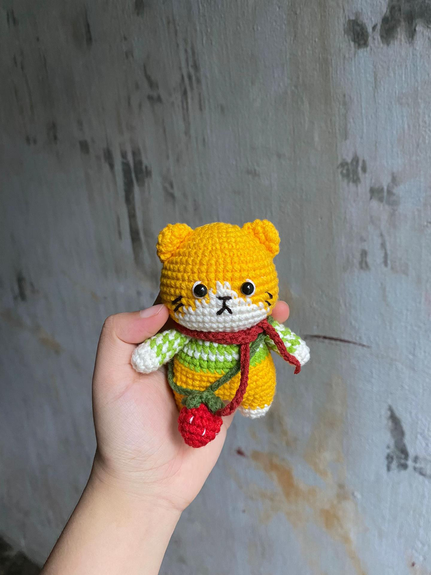 Chart móc len Mèo mùa đông dễ thương, màu đỏ và cam