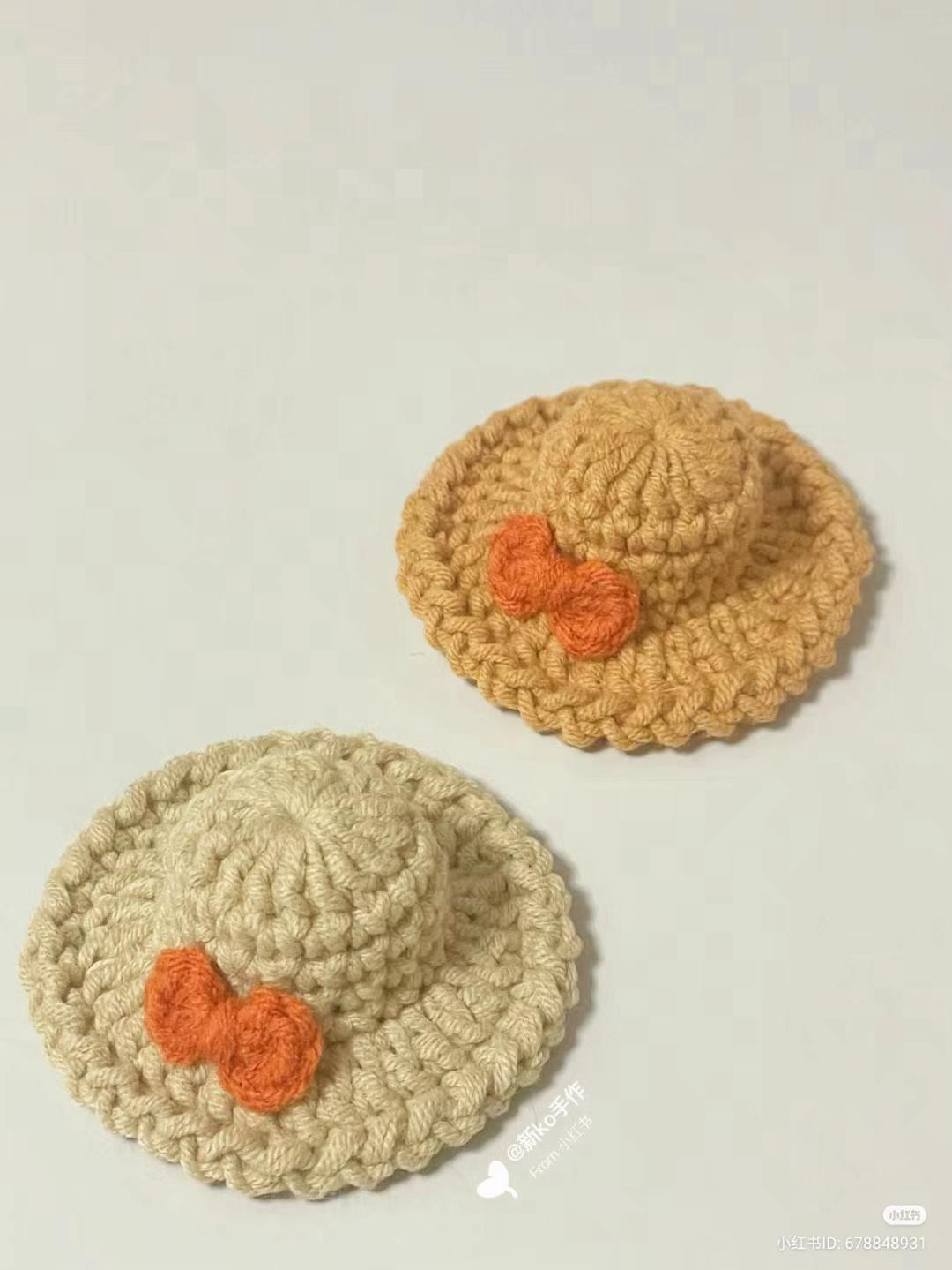 Chart Móc Len Mũ Đi Biển Mini Có Nơ Cam