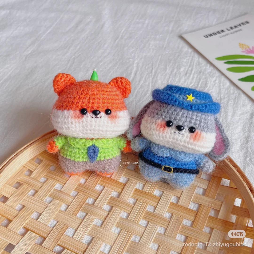 Chart Móc Len Nick và Judy - Búp bê Thỏ Cops và Gấu Fox