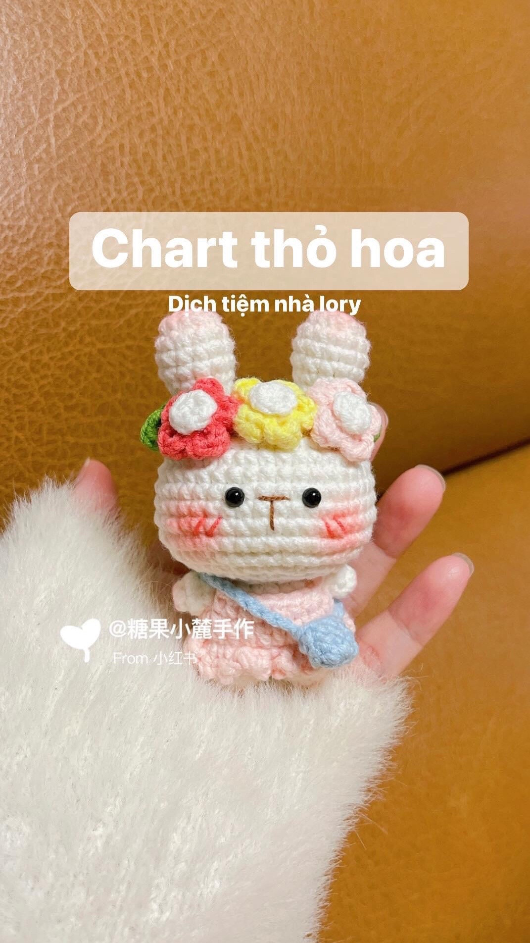 Chart móc len thỏ hoa dễ thương, vòng hoa và váy