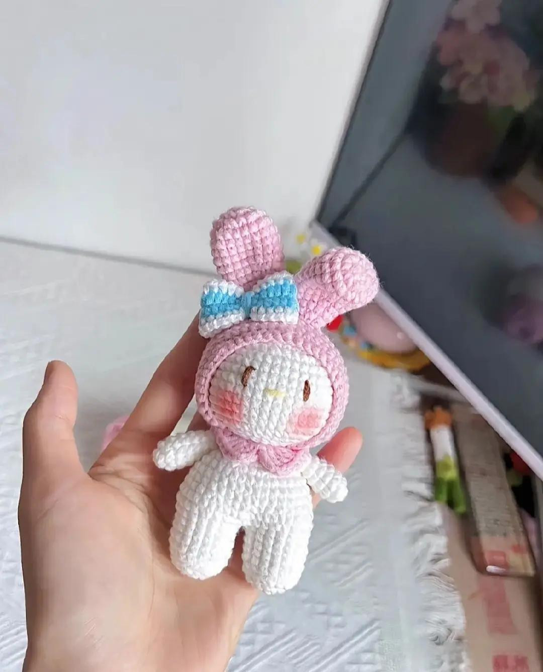 Chart Móc Len Thỏ Nơ: Hướng Dẫn Chi Tiết Cách Móc Búp Bê Thỏ Dễ Thương Màu Hồng Trắng