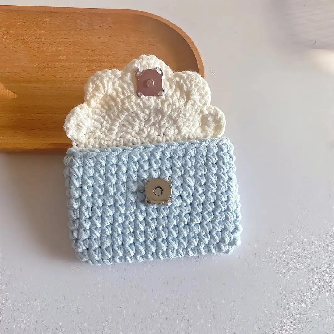 Chart Móc Len Túi Cherry Màu Xanh Trắng