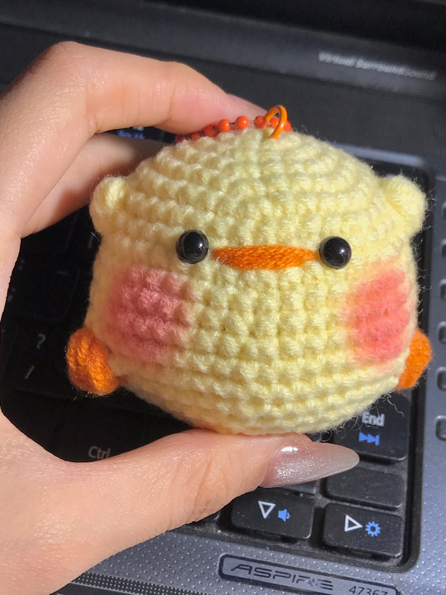 Chart móc len vịt ú vàng dễ thương