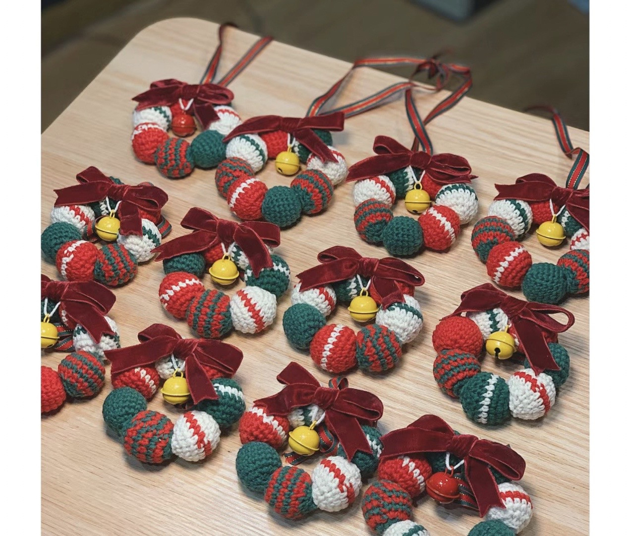 Chart Móc Len Vòng Nguyệt Quế Noel Từ Hình Tròn