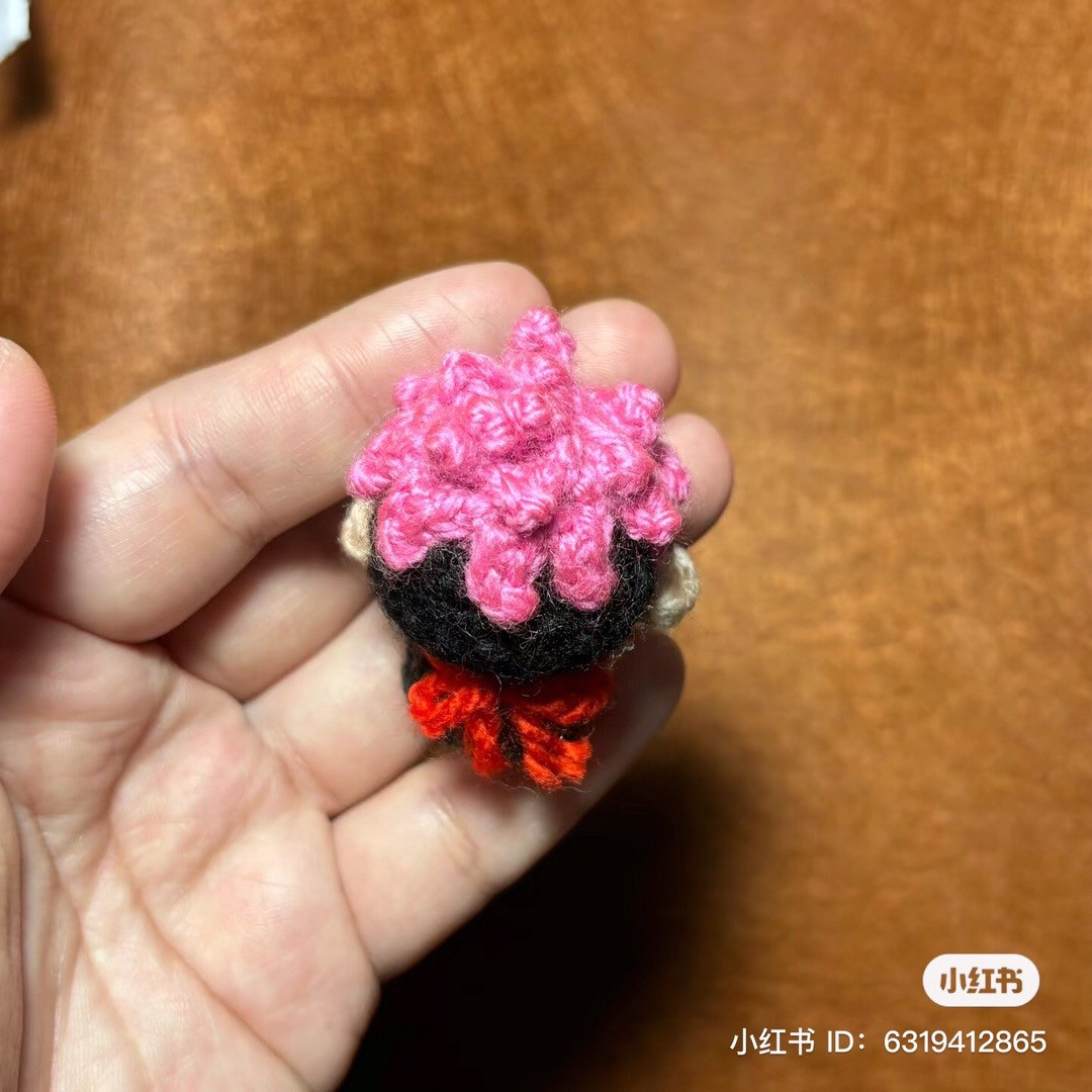 Chart móc len Yuji Itadori tóc hồng, hướng dẫn chi tiết từng hàng cho búp bê amigurumi dễ thương