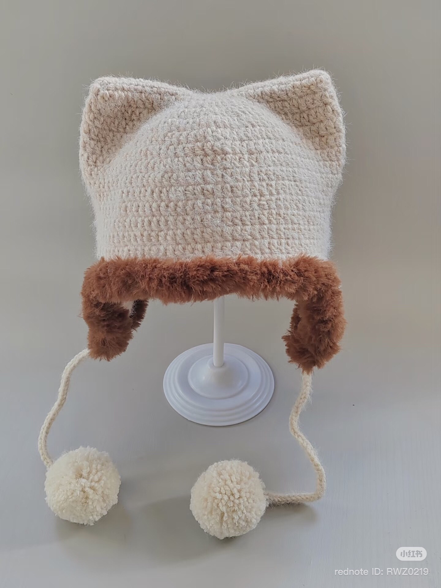 Chart móc mũ len tai mèo và khăn cho bé - Mon st