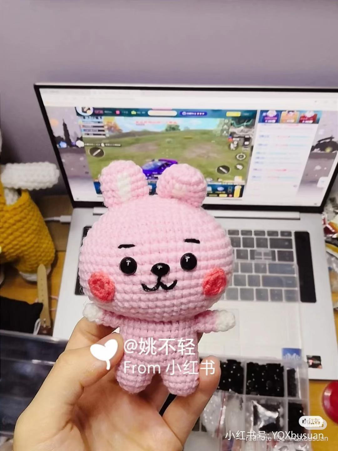 Chart móc thỏ BT21 Cooky màu hồng dễ thương