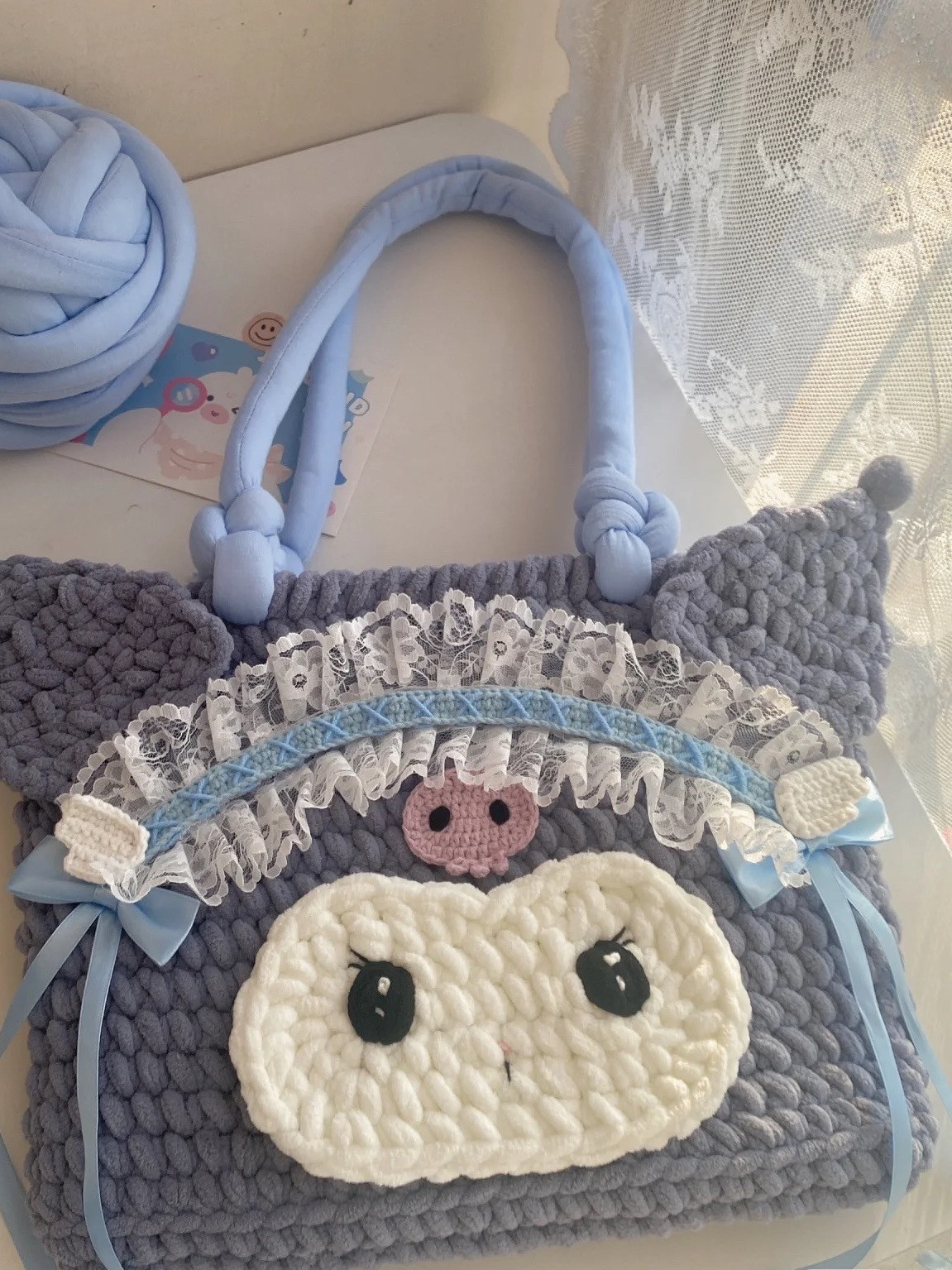 Chart móc túi Kuromi len nhung xám xanh