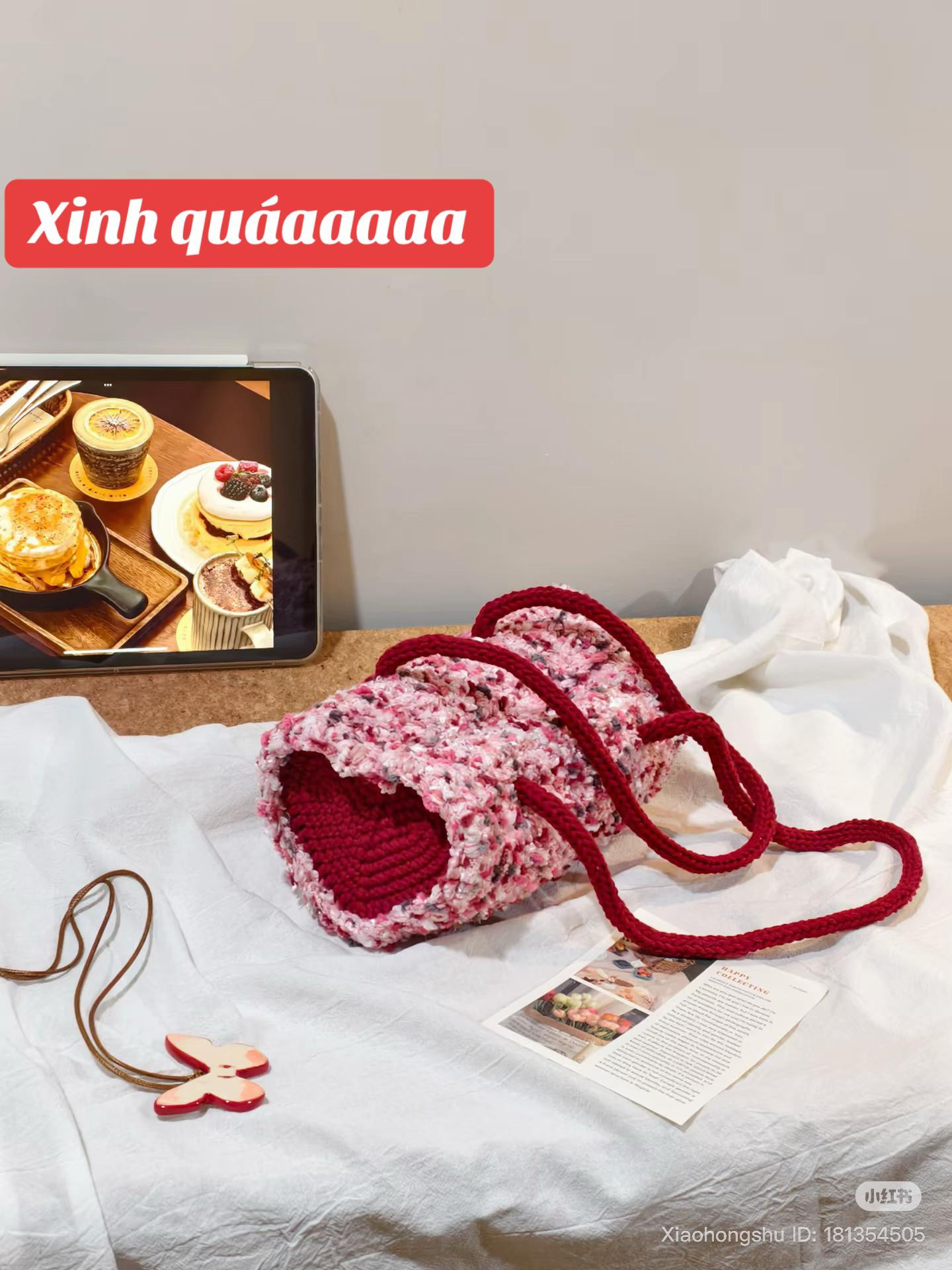 Chart móc túi trái tim len thiết kế hồng đỏ