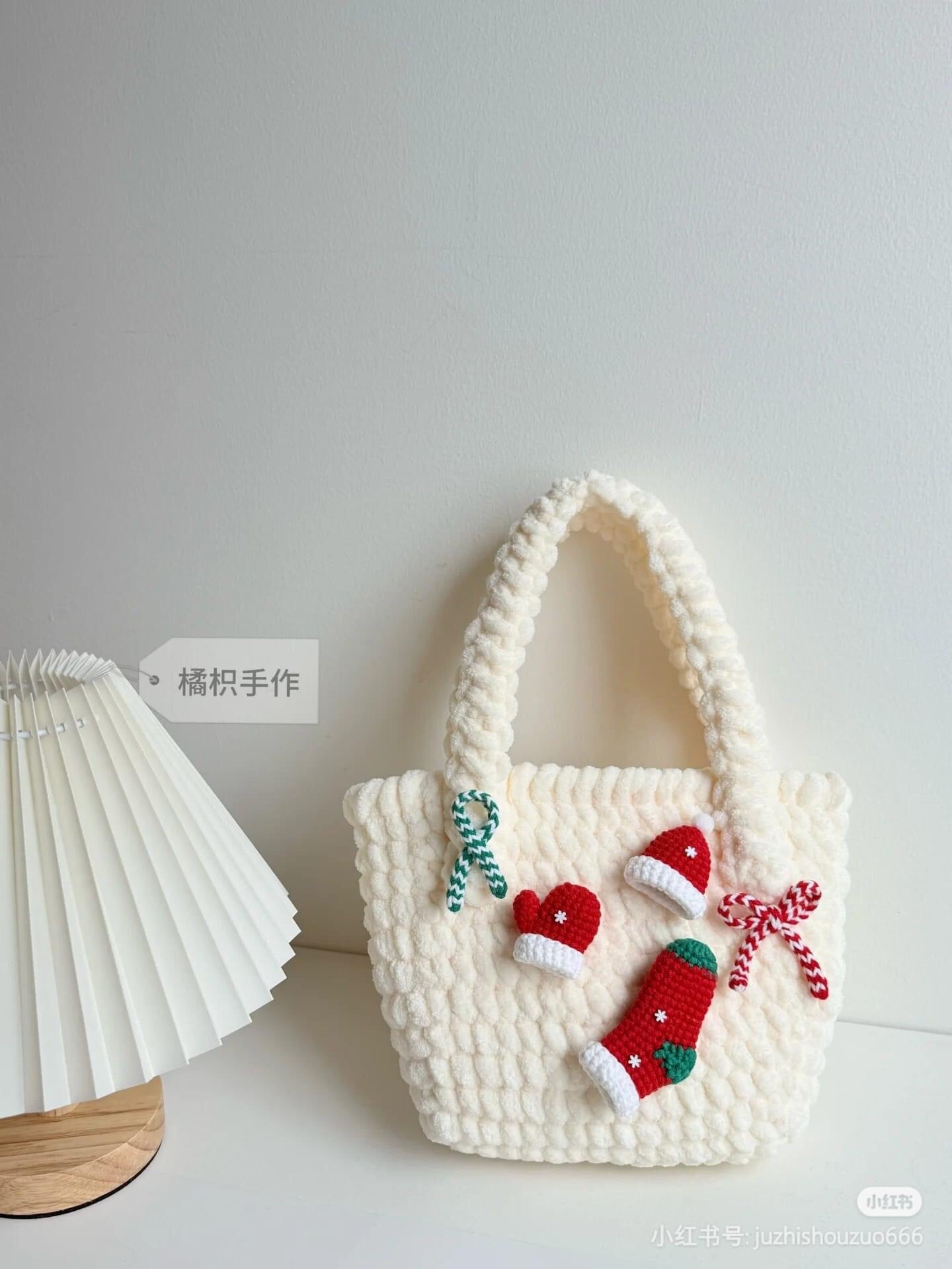 Chart Móc Túi Xách Giáng Sinh Phong Cách Hàn Quốc