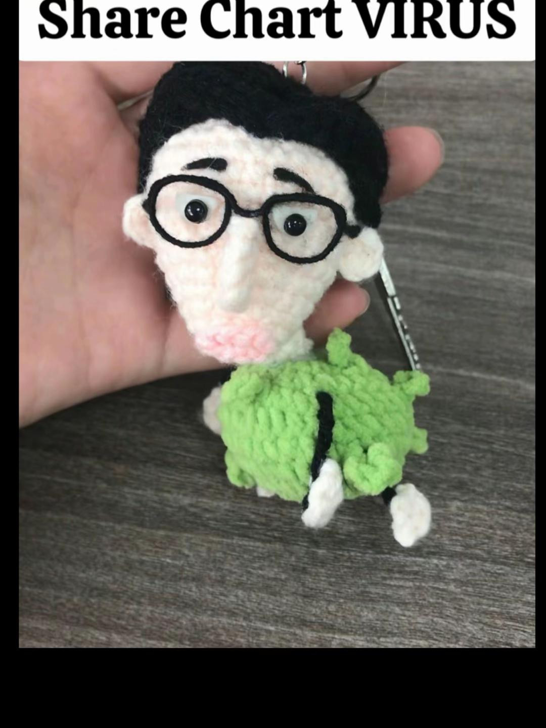 Chart Virus - Búp bê móc len nhân vật đeo kính