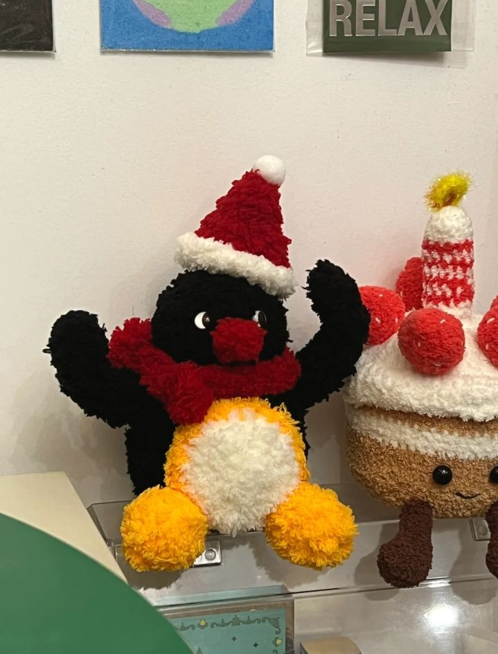 Christmas Penguin Amigurumi Crochet Pattern Chart