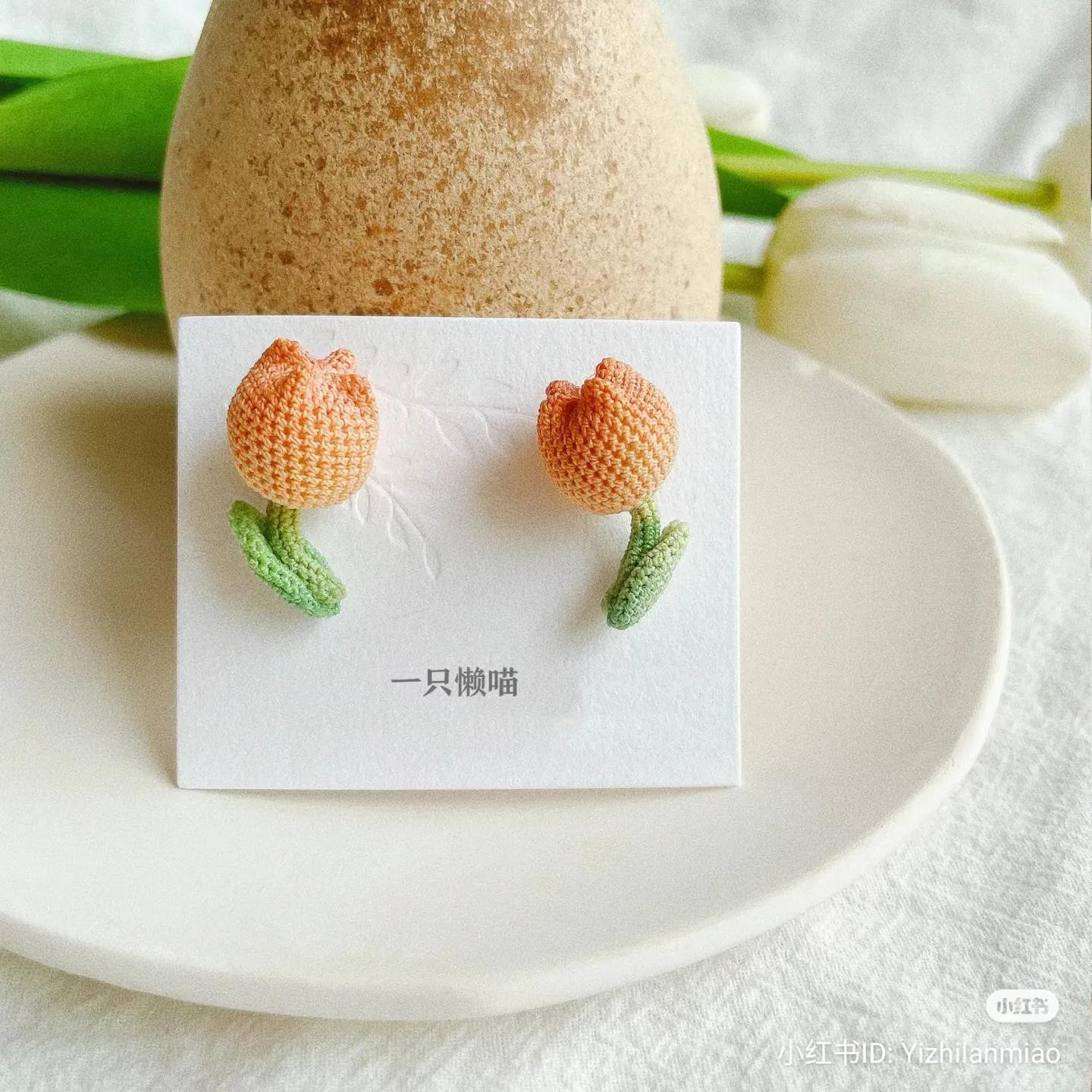 Chubby Tulip Crochet Earrings Pattern Tutorial