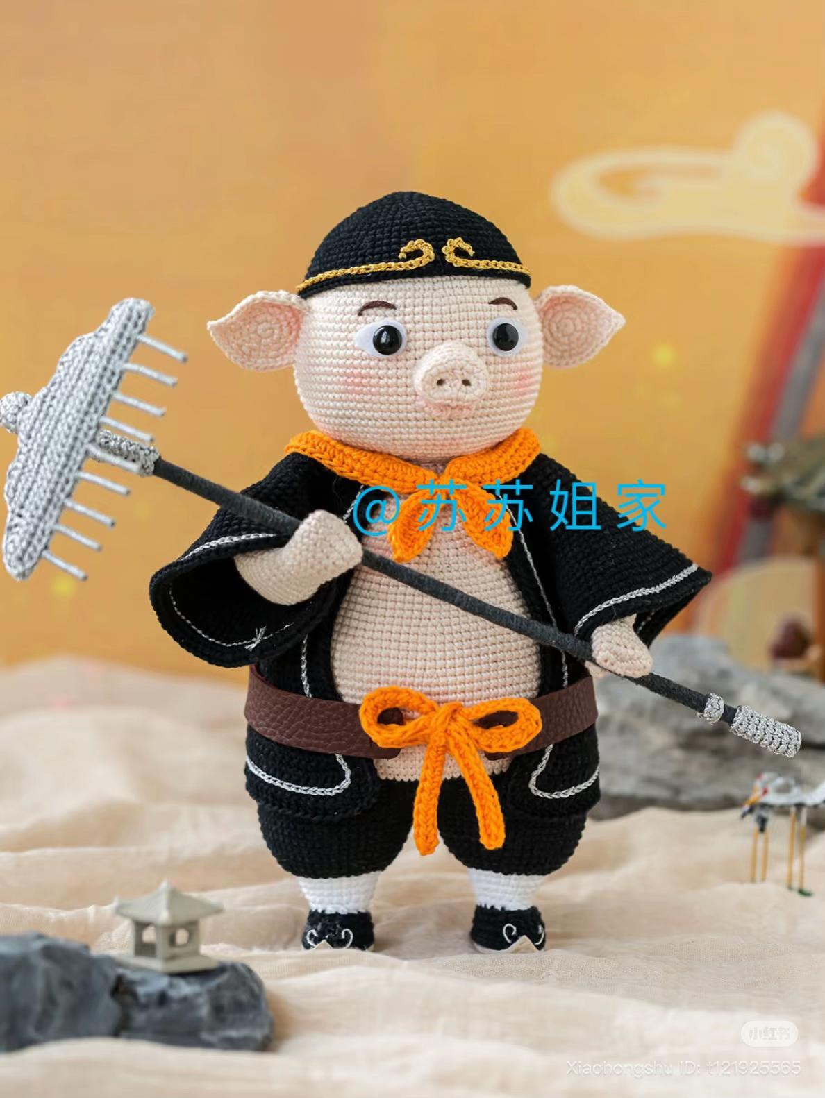 Collection of Cute Crochet Pig Amigurumi Dolls with Patterns