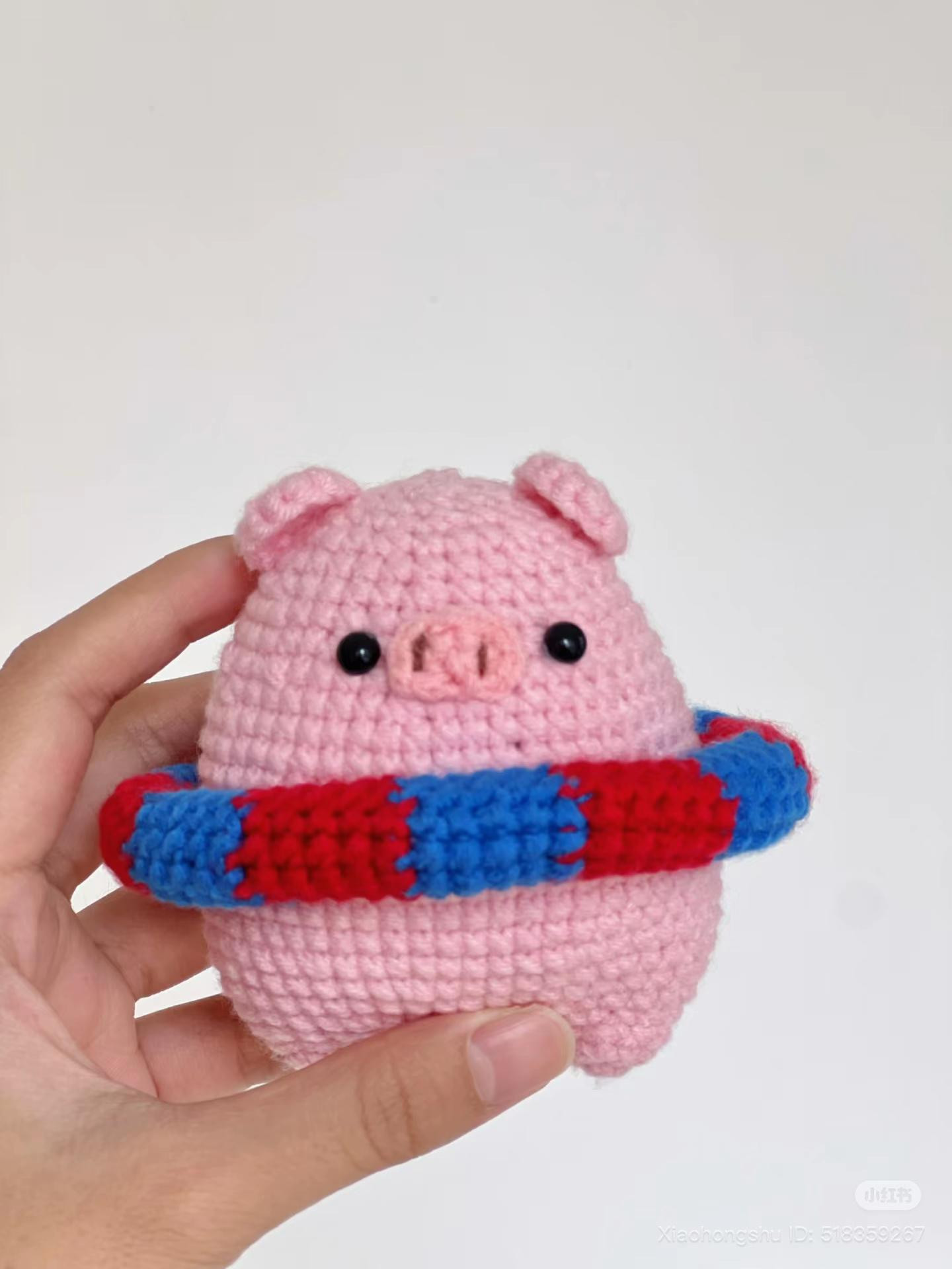 Collection of Cute Crochet Pig Amigurumi Dolls with Patterns
