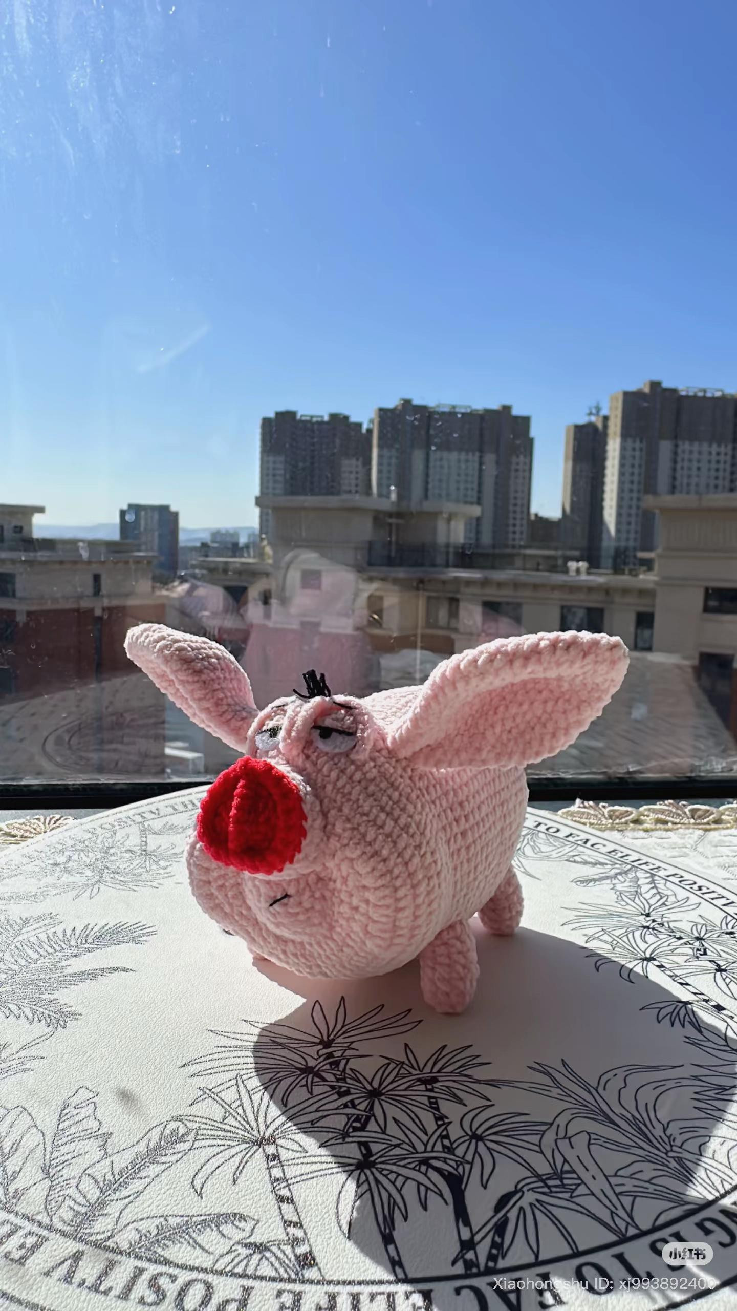 Collection of Cute Crochet Pig Amigurumi Dolls with Patterns
