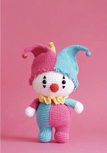 Colorful Crochet Clown Doll Pattern Chart with Step-by-Step Instructions