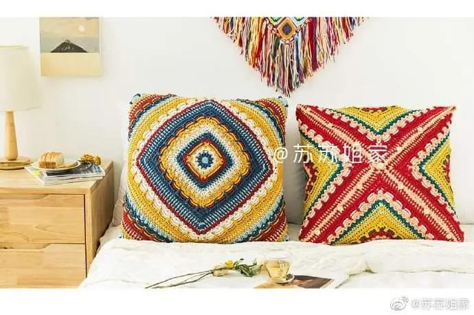 Colorful Crochet Cushion Tutorial and Flat Chart Pattern