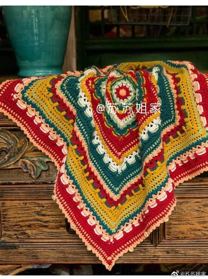 Colorful Crochet Cushion Tutorial and Flat Chart Pattern