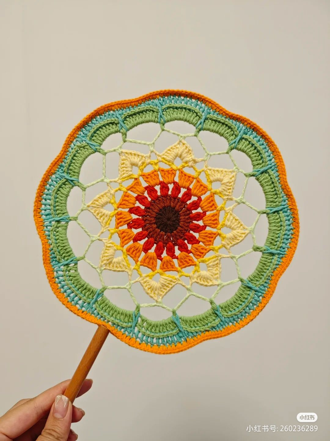 Colorful Crochet Flower Fan Pattern with Chart Diagram