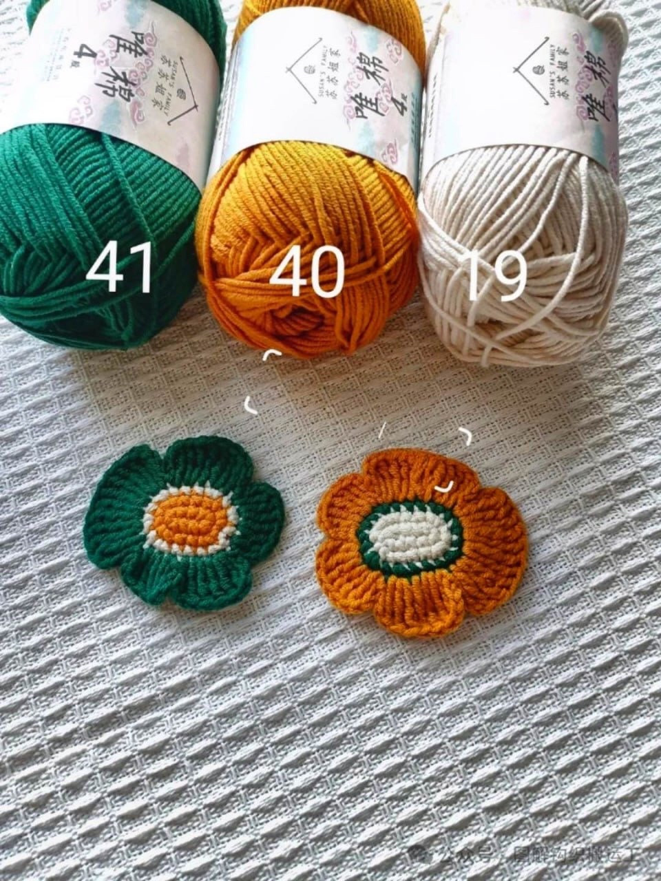 Colorful Crochet Flower Hair Clip Tutorial with Yarn Codes