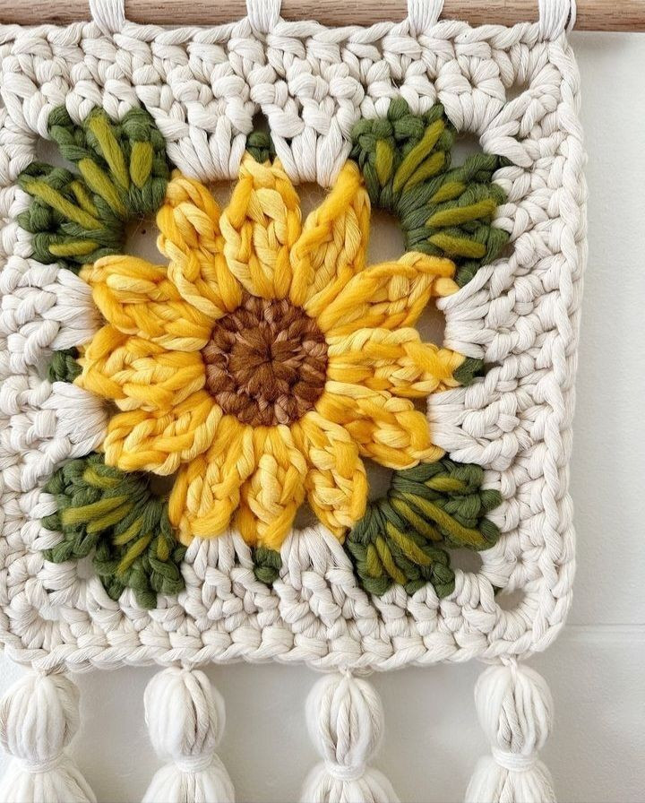 Colorful Flower Granny Square Crochet Pattern Chart and Step-by-Step Tutorial