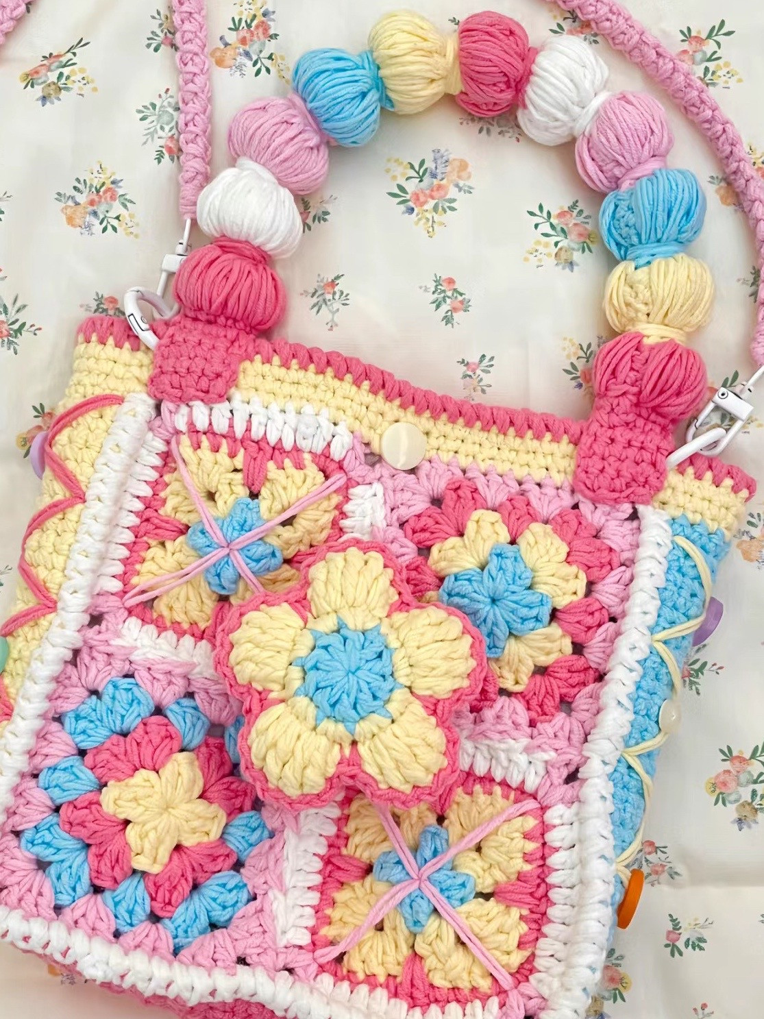 Colorful Granny Square Crochet Bag with Beaded Handle and Pattern Chart