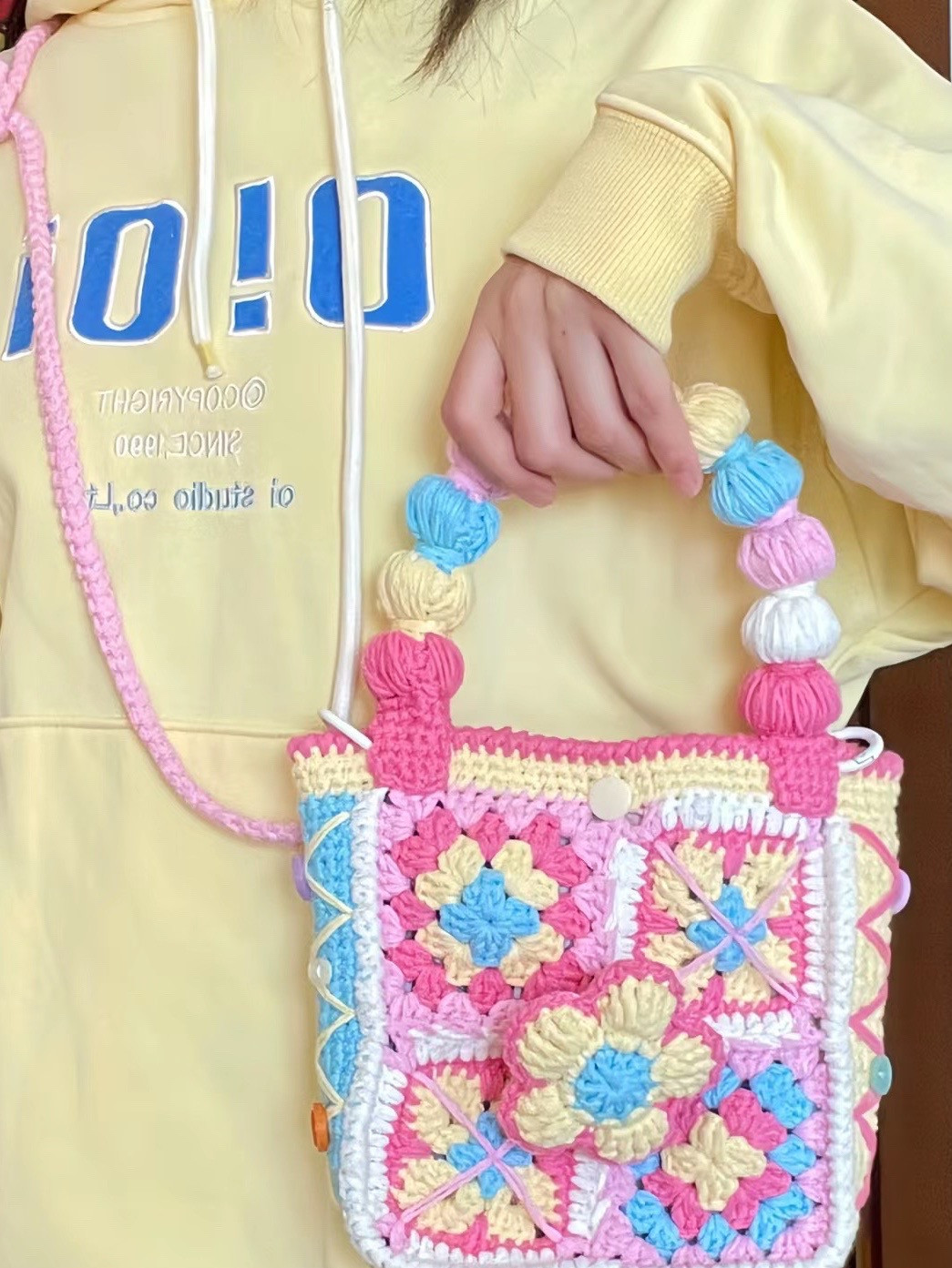 Colorful Granny Square Crochet Bag with Beaded Handle and Pattern Chart