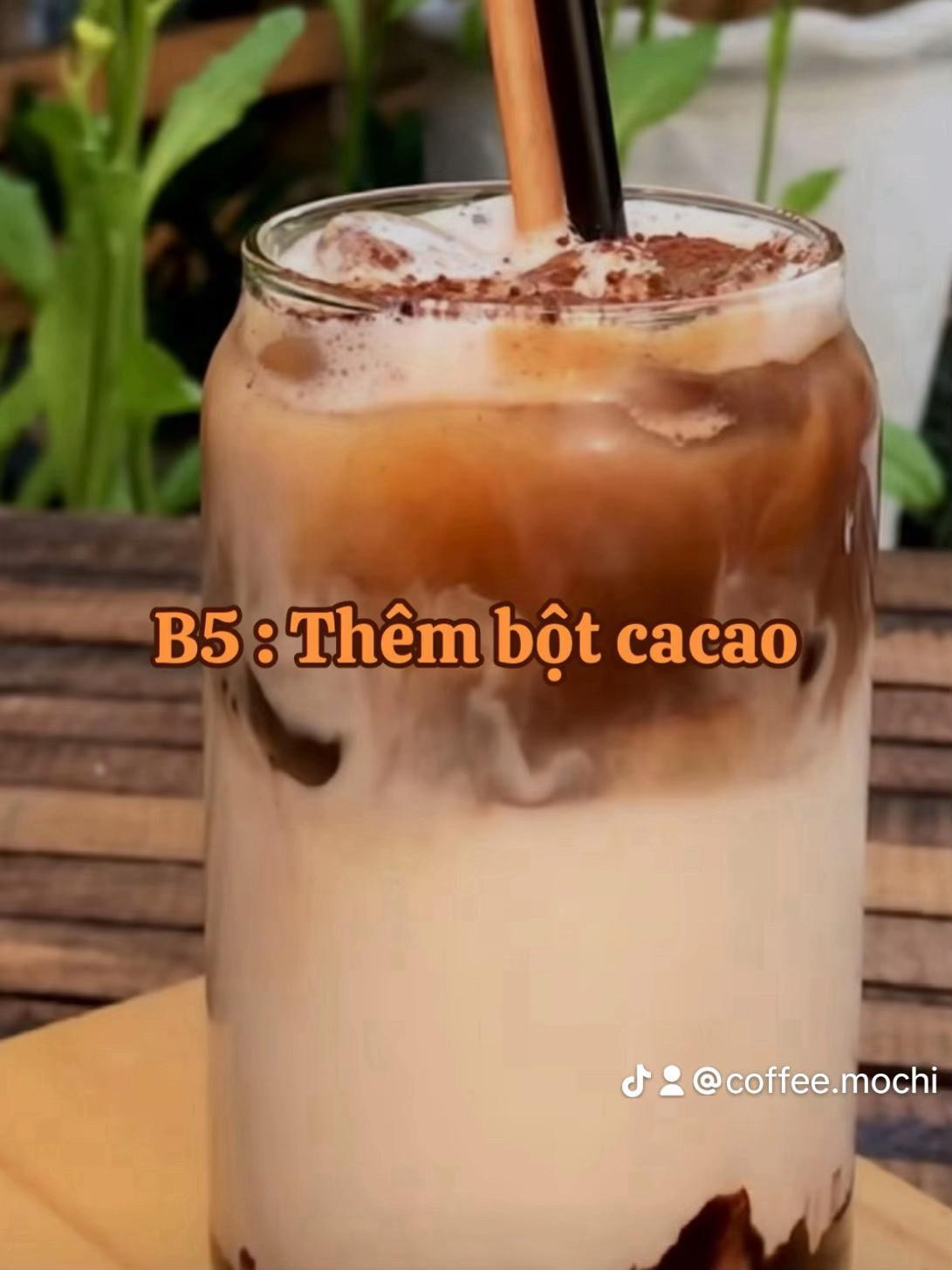 Công thức làm Cà Phê Mocha ngon tại nhà với sữa cacao và sữa tươi đánh bọt