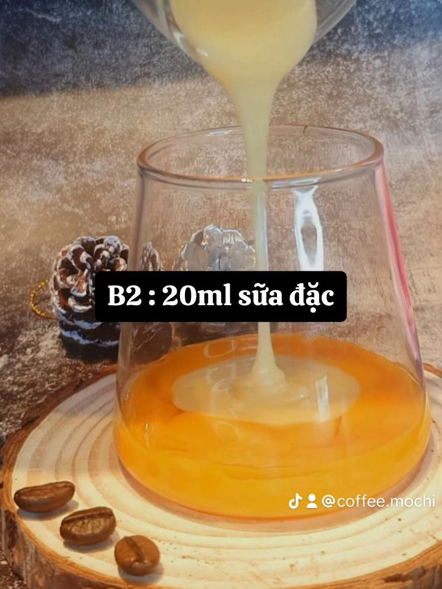 Công thức làm Cà phê trứng Sài Gòn với lòng đỏ trứng gà, sữa đặc, mật ong và cafe muối