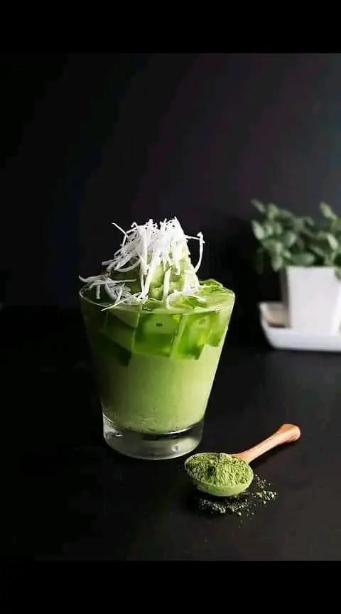 Công thức làm Matcha cốt dừa đặc biệt với thạch trà xanh và dừa nạo