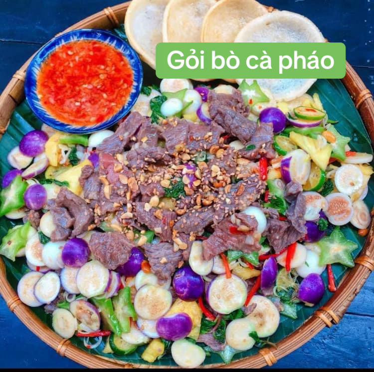 Công thức làm món Gỏi bò cà pháo chua ngọt với nguyên liệu thịt bò, cà tím và bánh phồng tôm