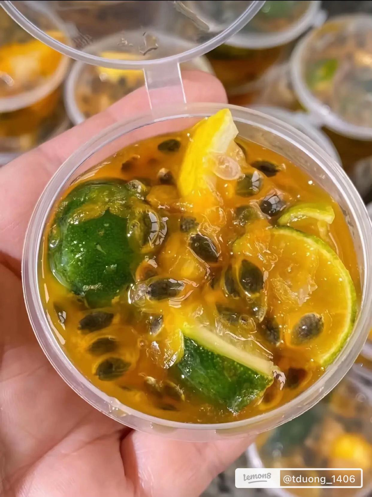 Công thức làm trà triệu lộ tư trắng da với chanh dây, kim quất và mật ong