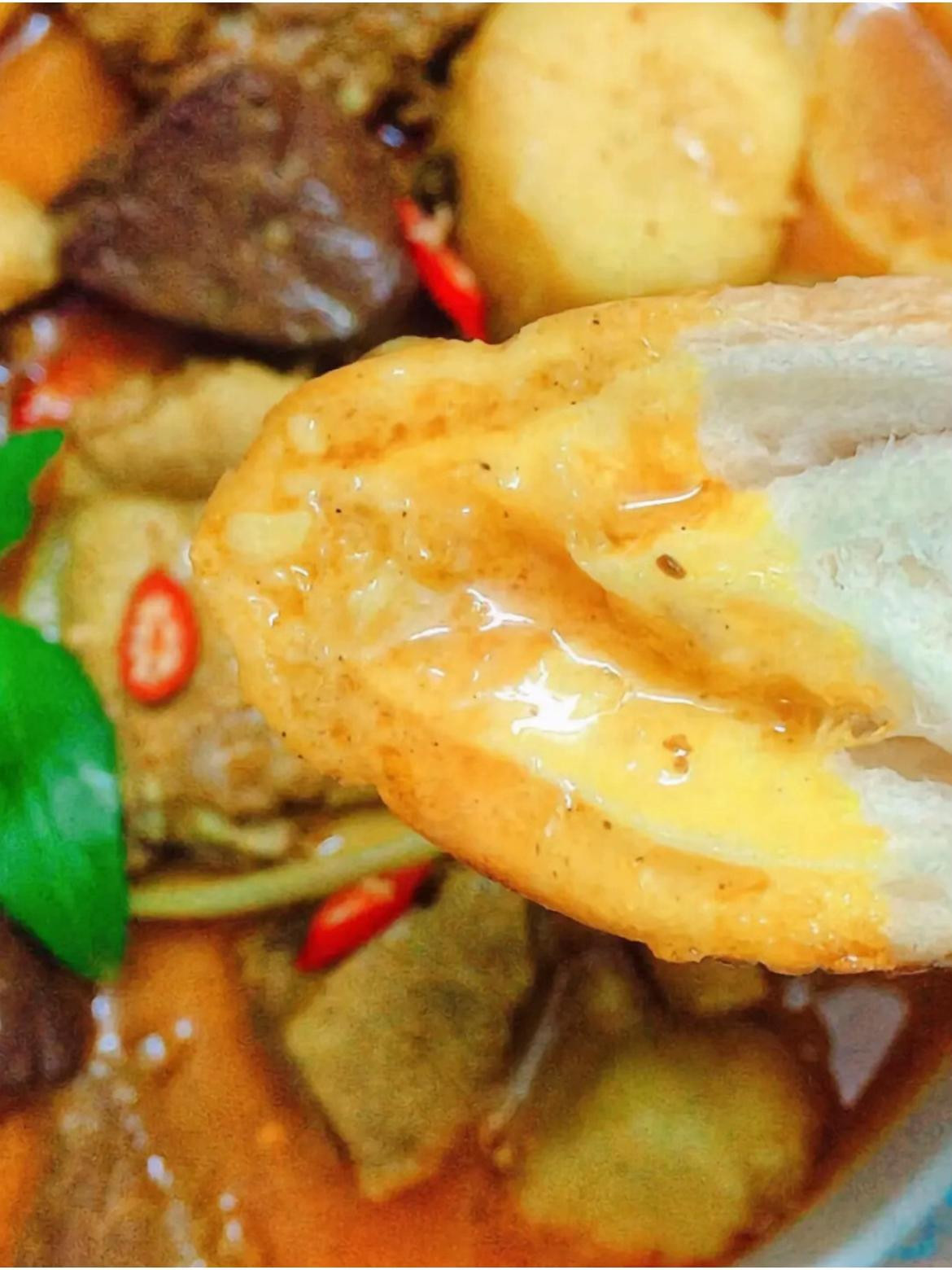 Công thức nấu món Cà Ri Vịt thơm ngon với khoai môn, khoai lang và huyết vịt