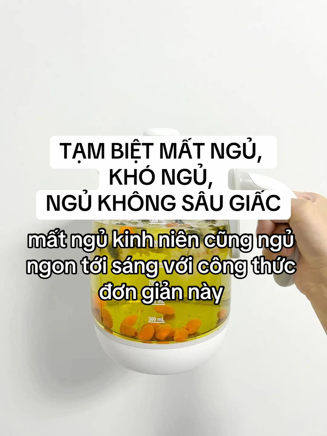 Công thức trà hoa cúc, táo đỏ và kỷ tử giúp ngủ ngon, trị mất ngủ hiệu quả