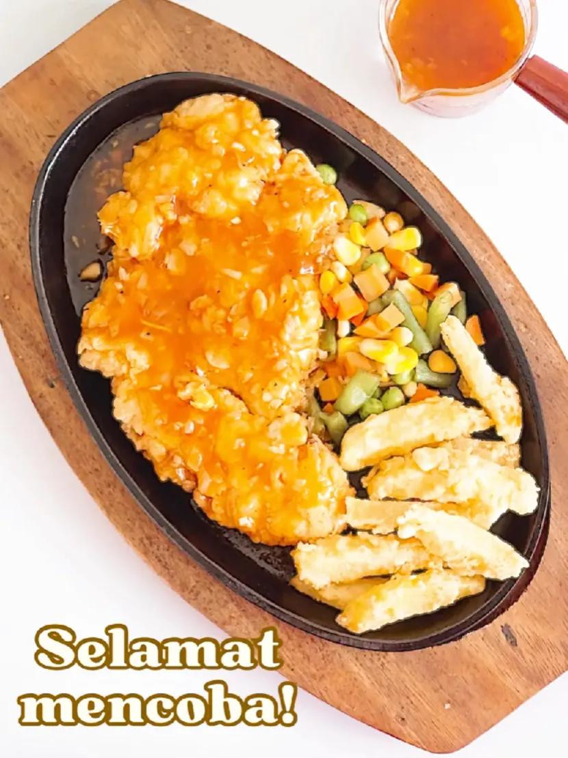 Crispy Chicken Steak với Saus Barbeque: Hướng Dẫn Chi Tiết Từ Marinade Đến Chiên Giòn