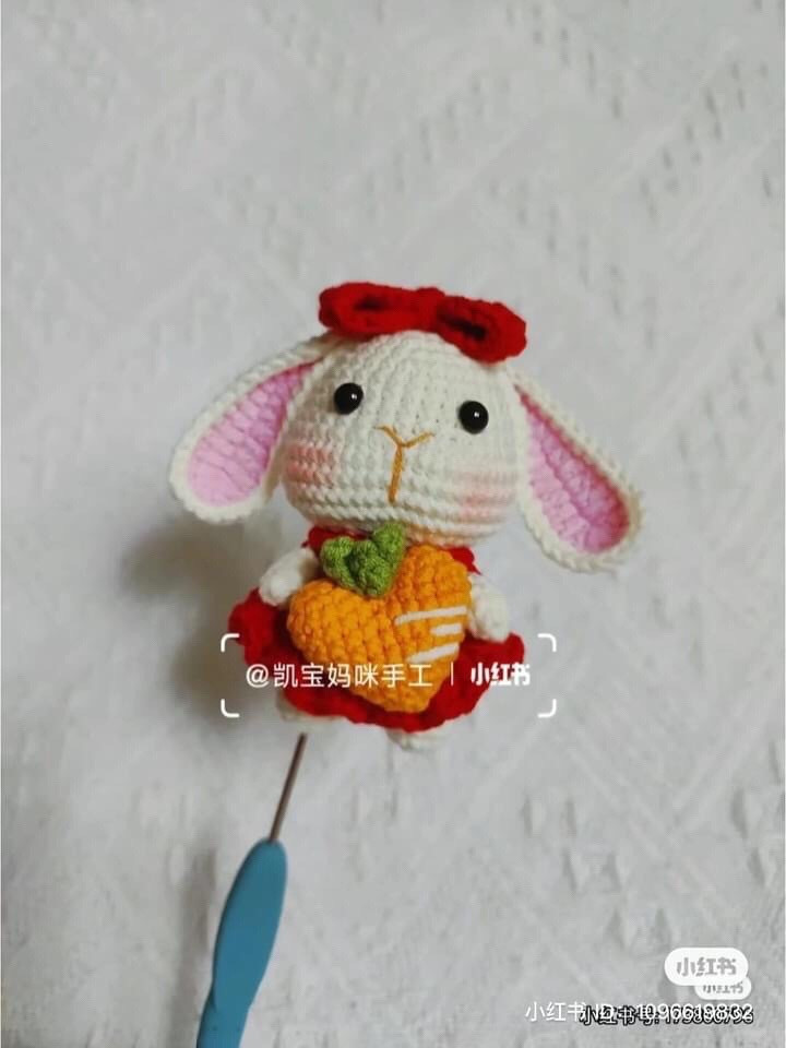 Crochet Amigurumi Animals Tutorial: Rabbit, Deer, Panda, Frog Dolls Pattern