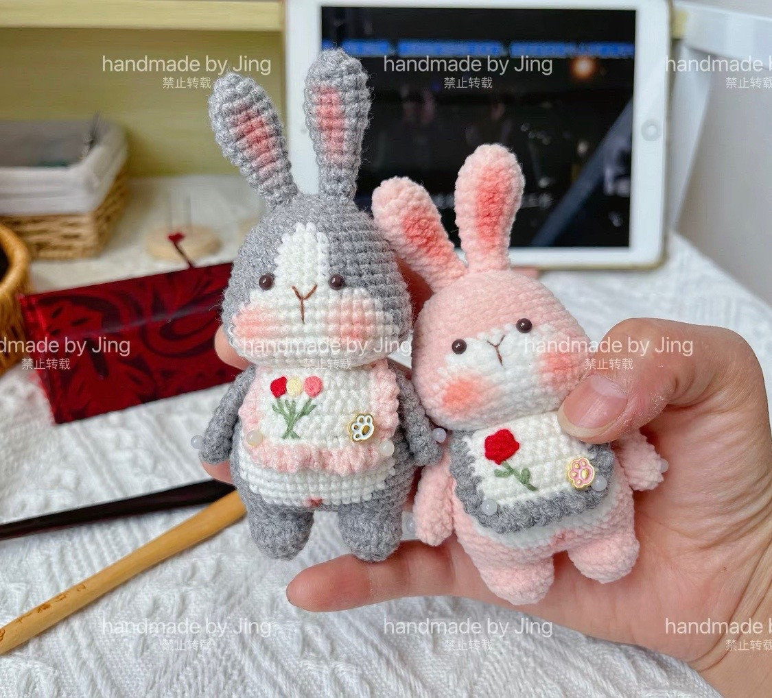 Crochet Amigurumi Chart: Cute Panda, Cat, Pig and Rabbit Dolls