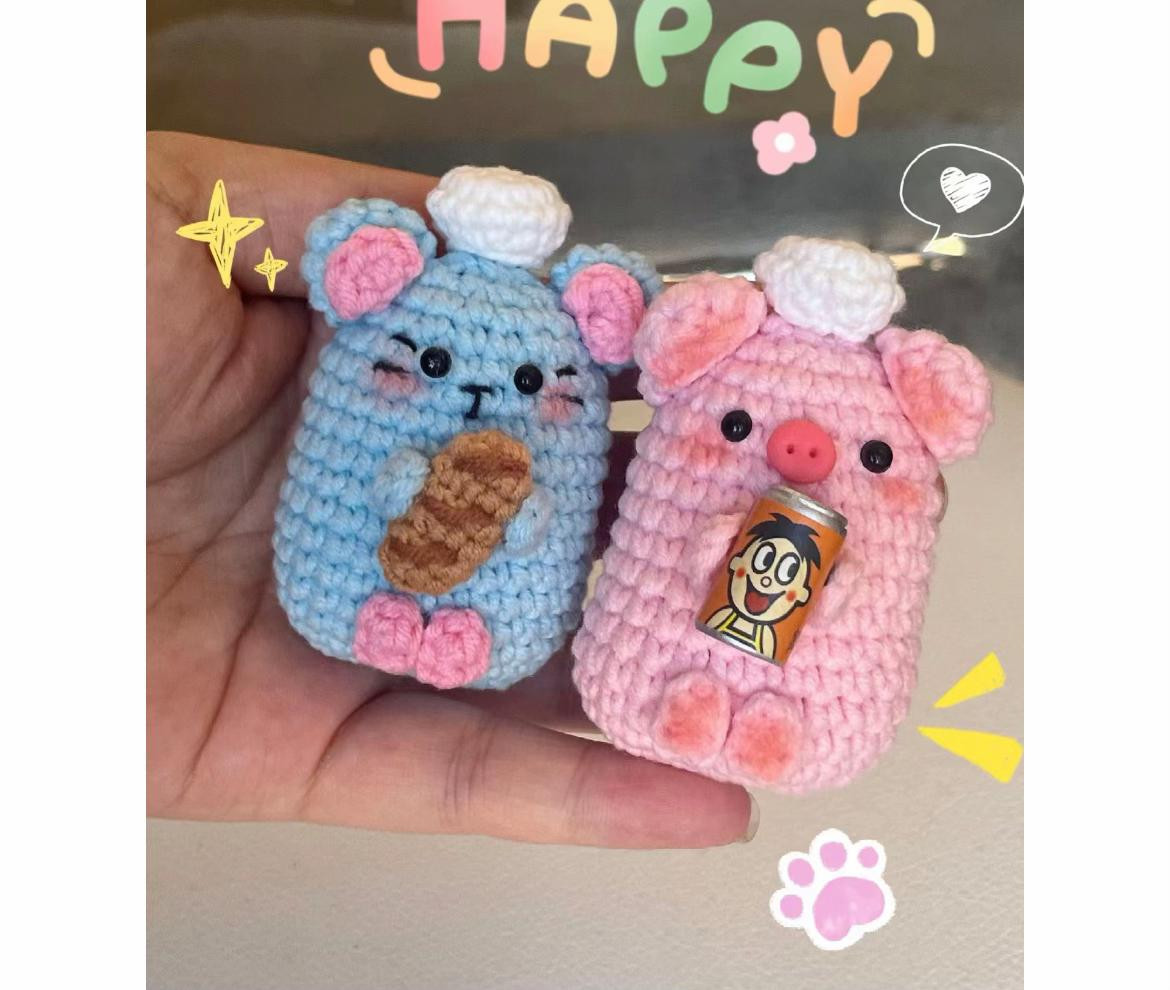 Crochet Amigurumi Chef Mouse and Pig Pattern Chart with Bread and Drink Accessories